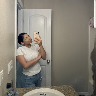 vr0717's tweet photo. #NewProfilePic https://t.co/RgeyL7AEfg