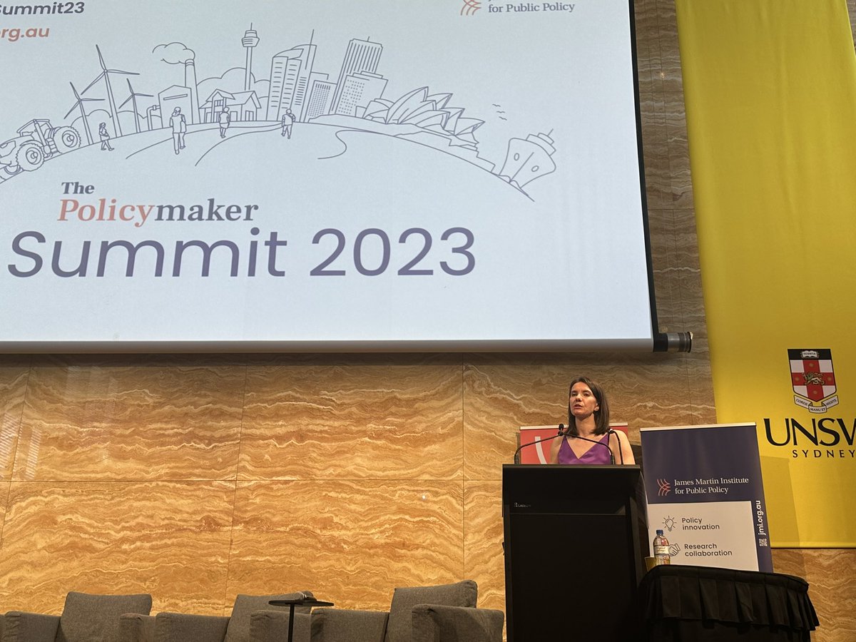 Emma Martinho-Truswell tweet media