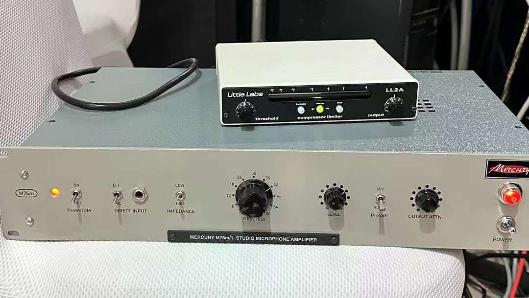 This combo is pretty awesome, I gotta say!
#M76m #LL2A
<a href="/littlelabs/">jonathan little</a> <a href="/MercuryREC/">MERCURY</a>