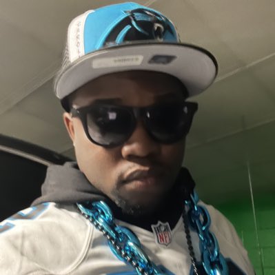 bsmokes2190's tweet photo. #NewProfilePic https://t.co/jHHxcJ02Wd