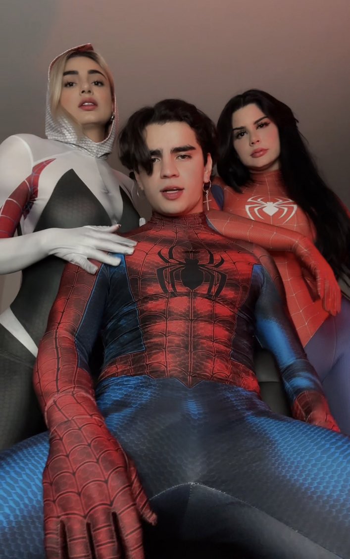 Aaron Mercury tweet media