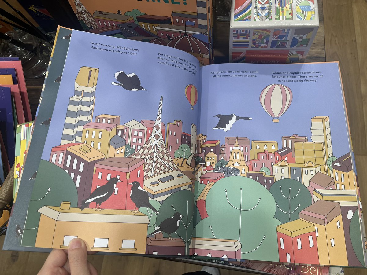 S2Australia's tweet photo. ロイヤルアーケード歩いてたら、可愛いお店見つけた！！！ この絵本とか子どもたちへのお土産に良さそう🫶🏼📚

#メルボルン https://t.co/UwqZbpU0Mi