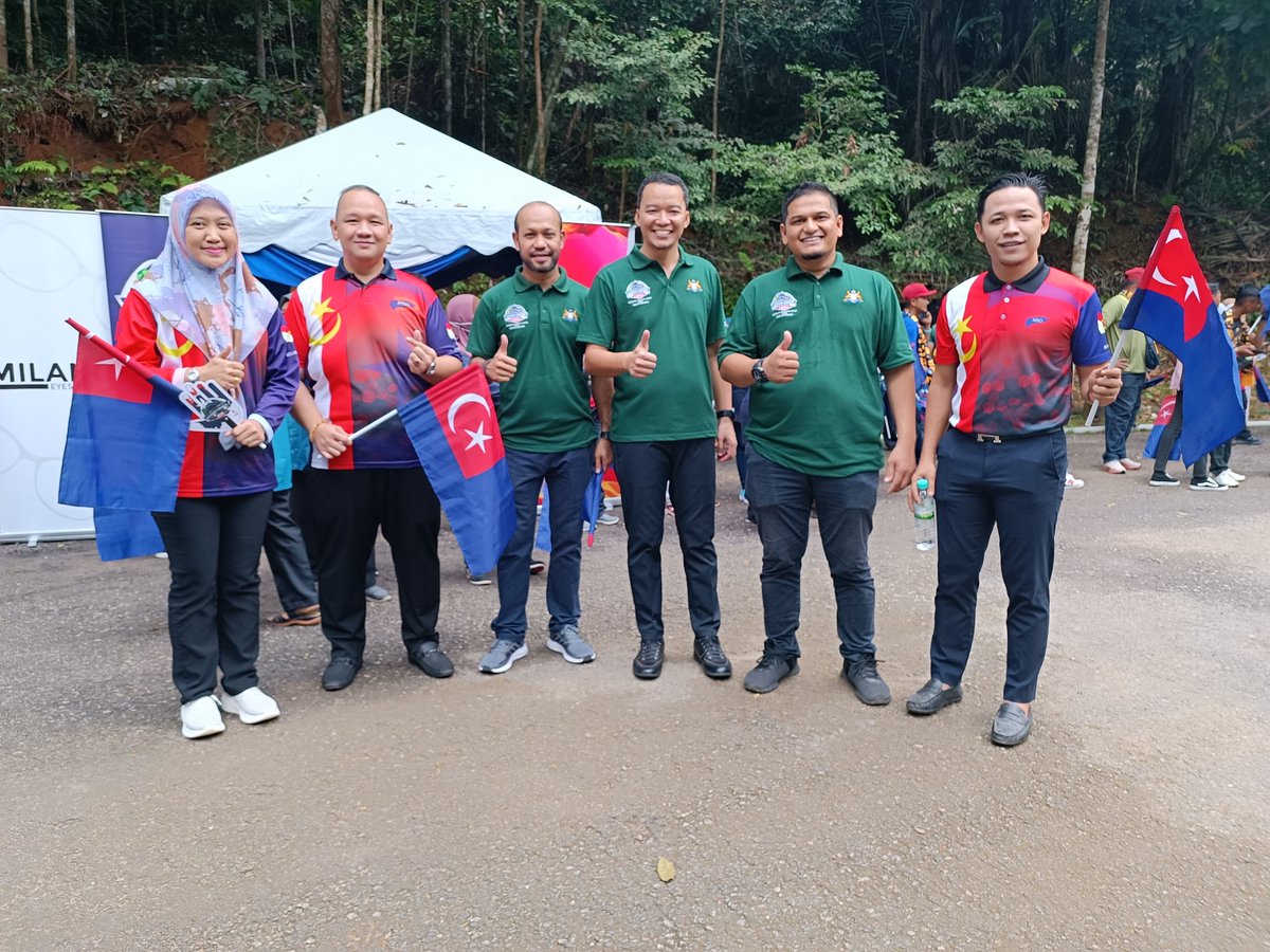 MBD_Segamat's tweet photo. Menjunjung setinggi-tinggi kasih atas keberangkatan tiba DYAM Mejar Jeneral Tunku Ismail Ibni Sultan Ibrahim, Tunku Mahkota Johor bersama paduka adinda ke Taman Eko Rimba Sg. Bantang, Labis sempena Kembara Mahkota Johor 2023 (KMJ).
#MajlisBeliaDaerahSegamat
#BeliaBerbakti https://t.co/h6zQsME3w0