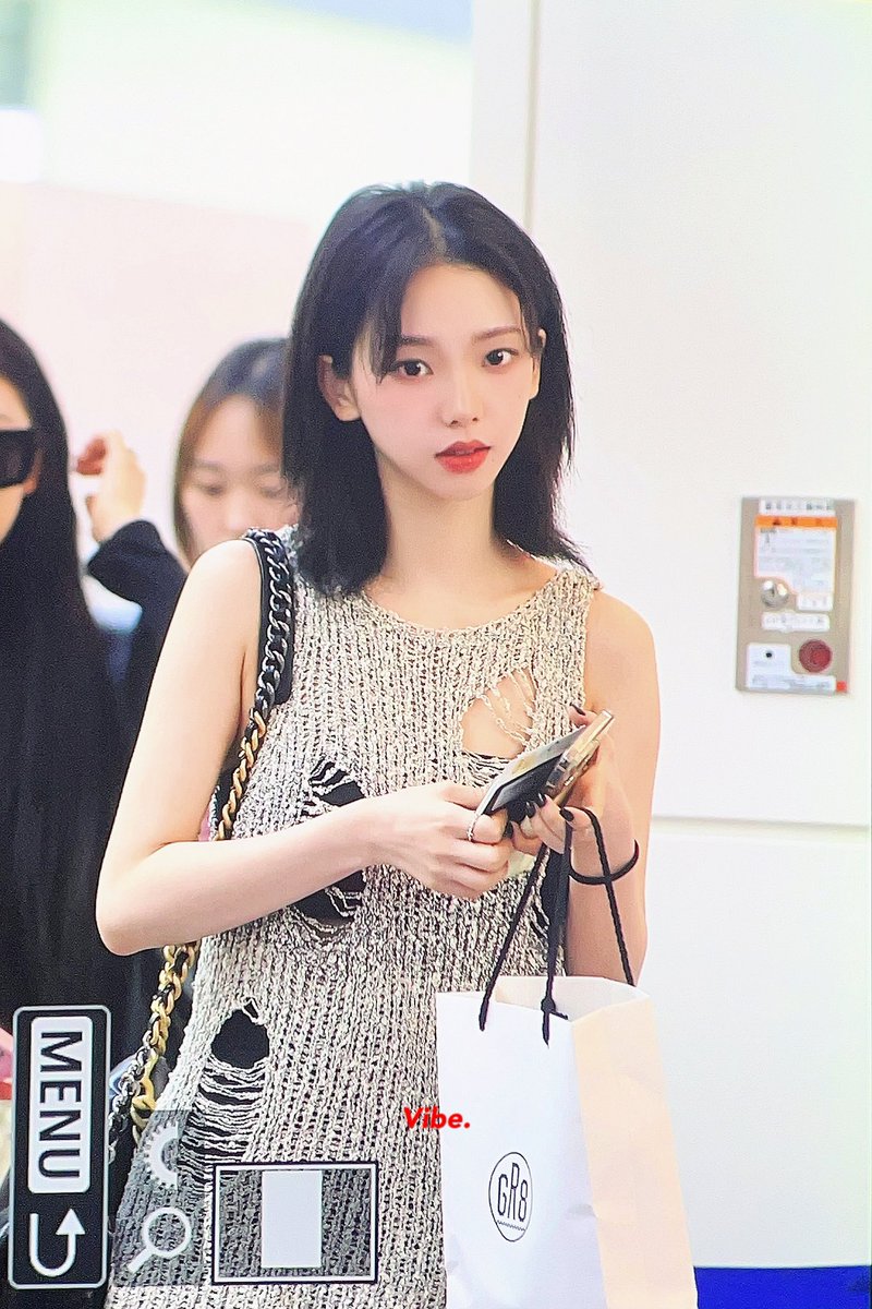 Vibe0411's tweet photo. 230807 HND

#카리나 #KARINA
#에스파 #aespa https://t.co/19rUl7ur66