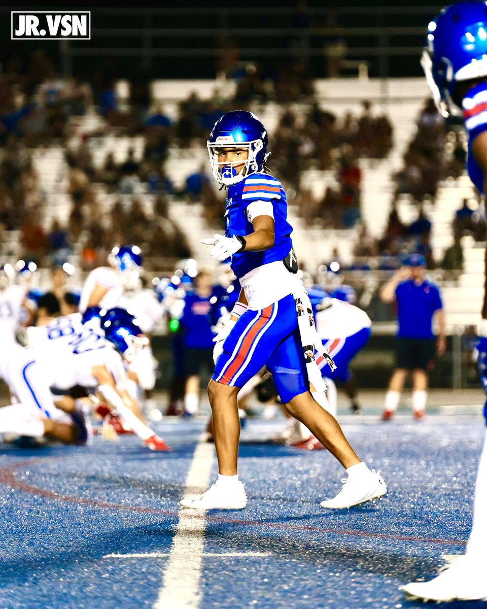 Szn is here 🚶🏾‍♂️👀