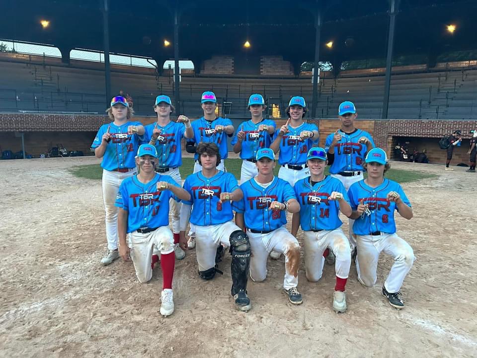 Congrats to the Mavs that were part of the TBR team that won the Cooperstown tournament at Doubleday field. @ChaseDukate @hink_nate @GunnerCarson_