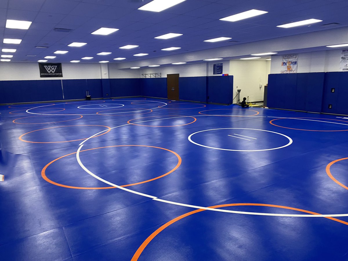 NPGrizzlyWREST's tweet photo. Looking forward to breaking these in throughout the fall as we prepare for the winter season. Massive thanks to all our supporters for their help in making this happen.
#Year3 #ProgramBuild #WeAre #NorthPoint #Wrestling #ResiliteMats https://t.co/G8JxLSBig6