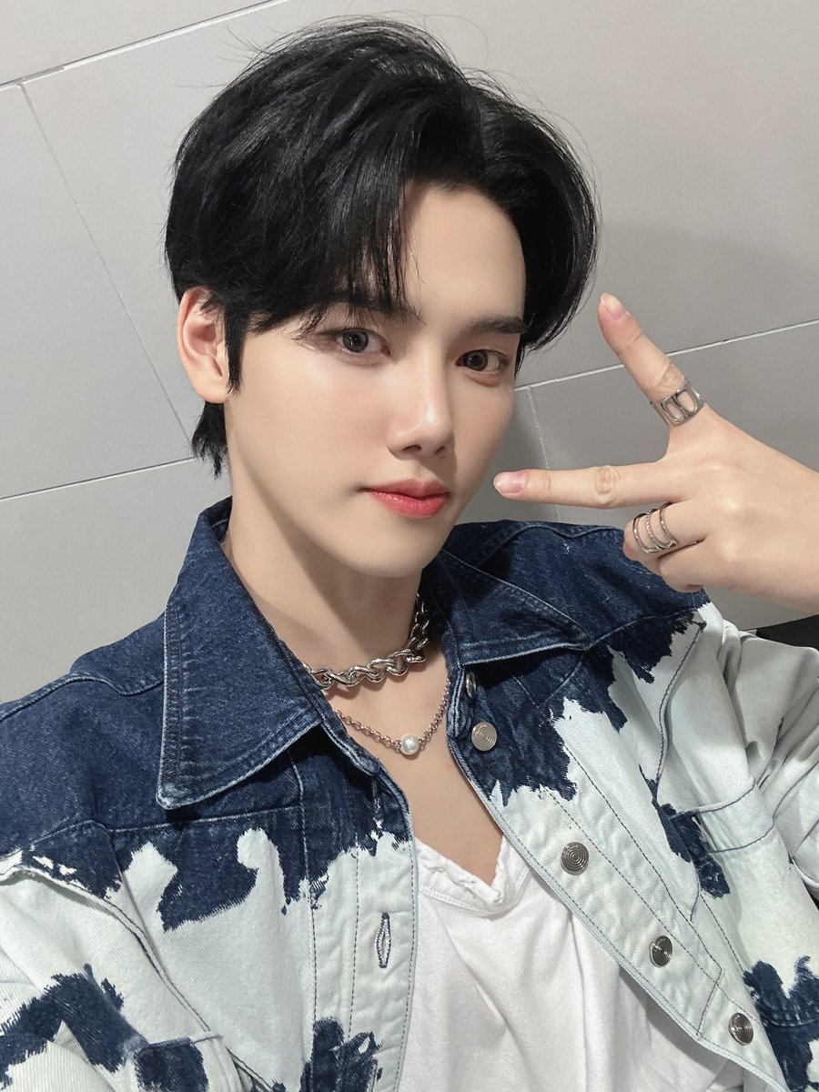 MinheeFRANCE's tweet photo. 📸 — 07.08.23 • TWITTER

› Minhee a publié sur twitter.

« Les gens vus au Super Concert~❤️ »

———
#MINHEE #민희 #CRAVITY #크래비티 https://t.co/n4f5PiYeDT