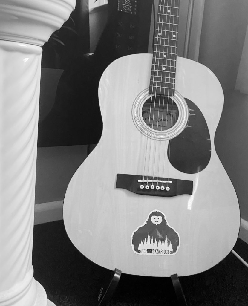 Been working in very special collaboration out very soon together W/ @ Joakim Lundel #staytuned 🎹 🎸📀 #newmusic