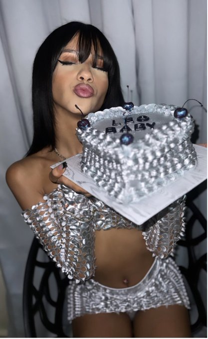 ✨Happy birthday to me #Nasty19 ✨ https://t.co/tRf9hzRtcE<a href="/tag/nasty19"class="tags">#Nasty19</a>