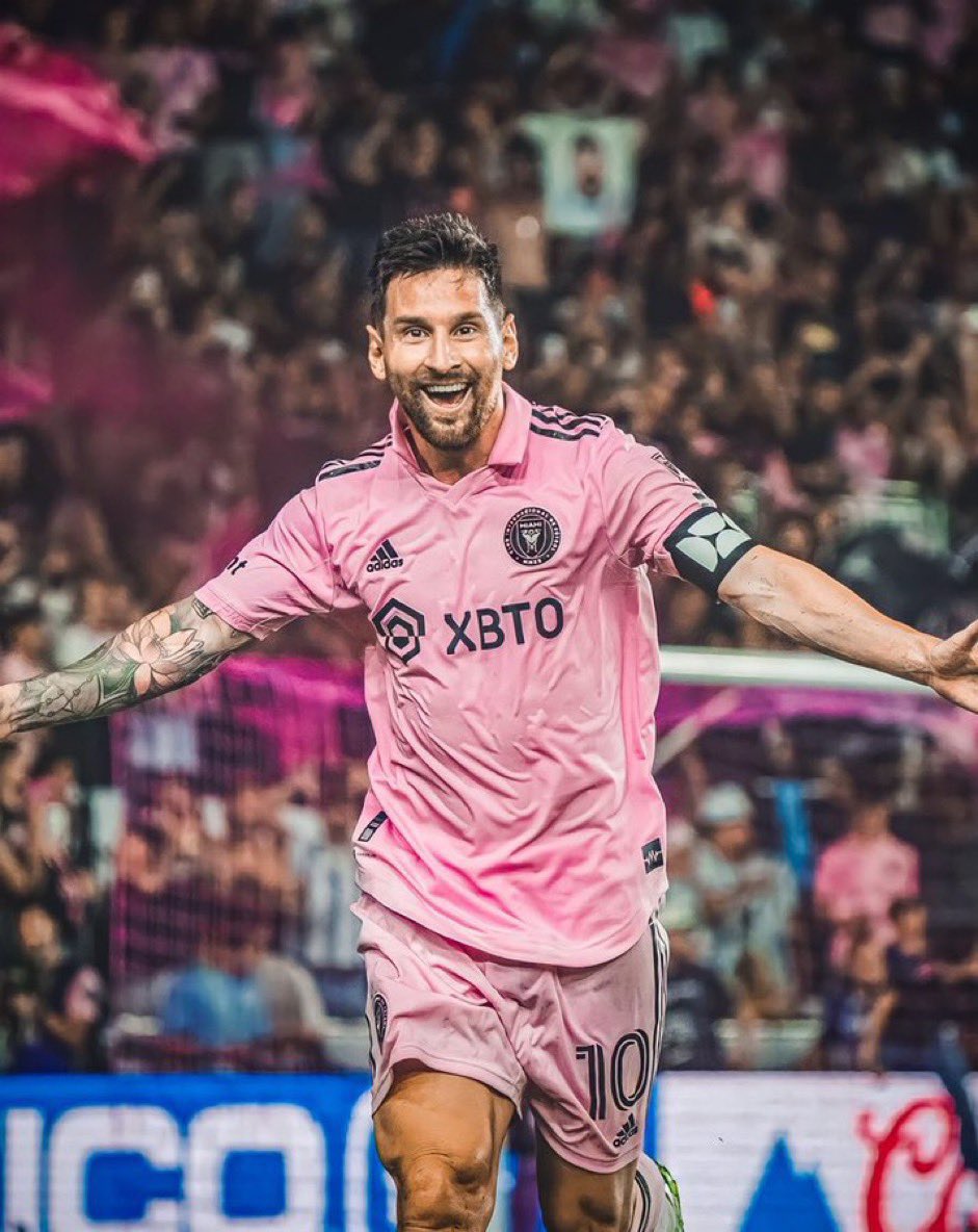 This Inter miami version of Messi will be one of the biggest nightmare to Ronaldo and his fans. 

Imagine waking up early and all you see on twitter is Messi's brace and Missi's freekickgoal.