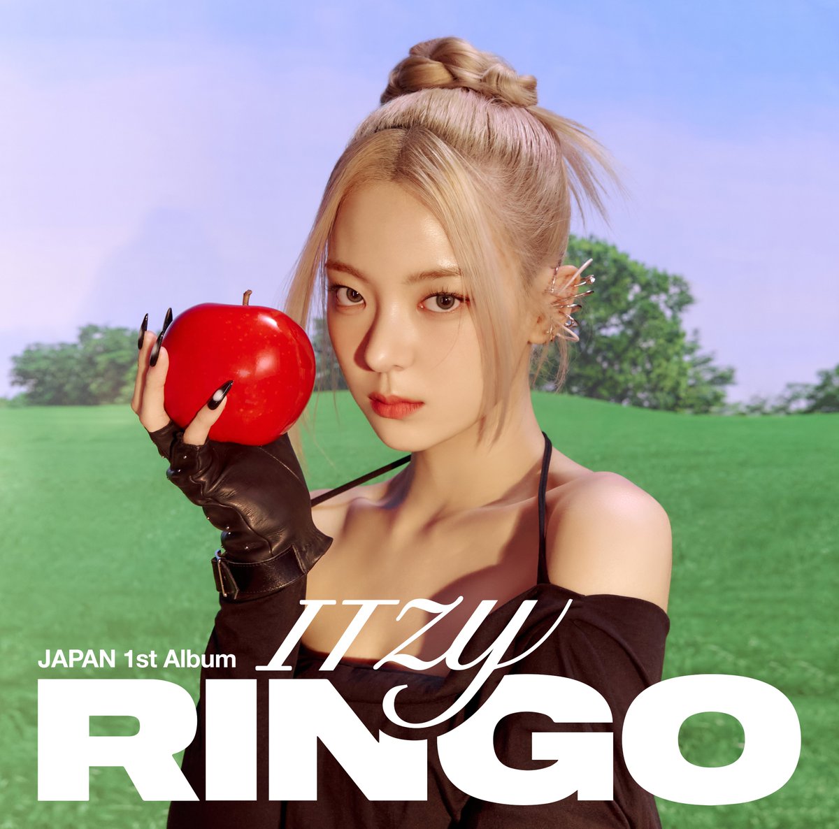 ITZY JAPAN 1st Album 『RINGO』
2023.10.18(wed) Release 

MIDZY JAPAN Edition

itzyjapan.com/feature/ringo

#ITZY #MIDZY #RINGO #ITZY_RINGO #YEJI #LIA