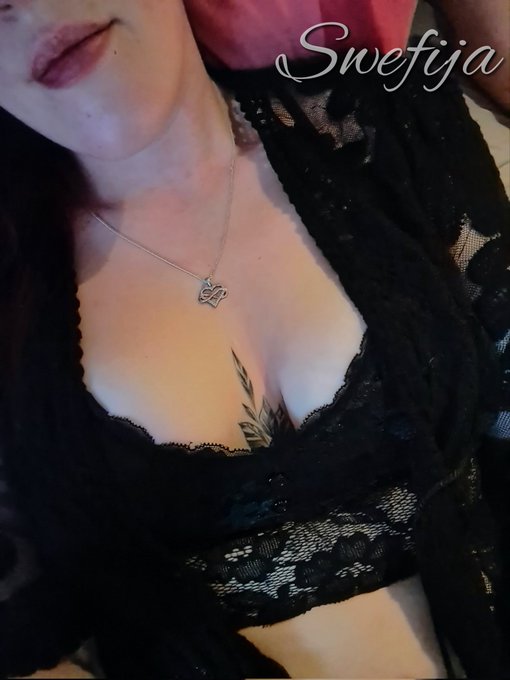 Got some new lingerie today. Now I'm a happy little girl 😇🥰❤️  #Swedishporn #svenskporr #amateur #realcouple<a href="/tag/lace"class="tags"><span>#lace</span></a><a href="/tag/realcouple"class="tags"><span>#realcouple</span></a><a href="/tag/amateur"class="tags"><span>#amateur</span></a><a href="/tag/swedishporn"class="tags"><span>#swedishporn</span></a><a href="/tag/lingerine"class="tags"><span>#lingerine</span></a>