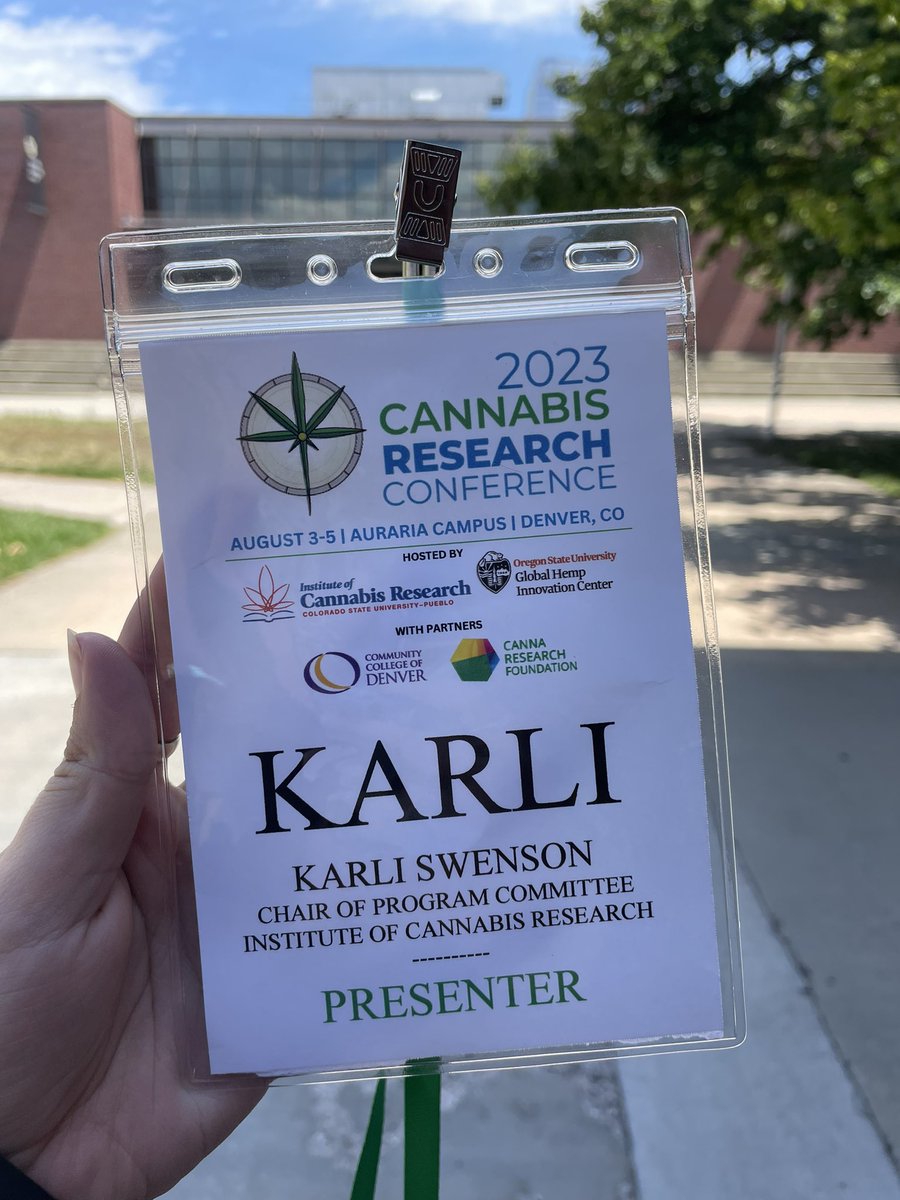 Emily Bates Lab tweet media