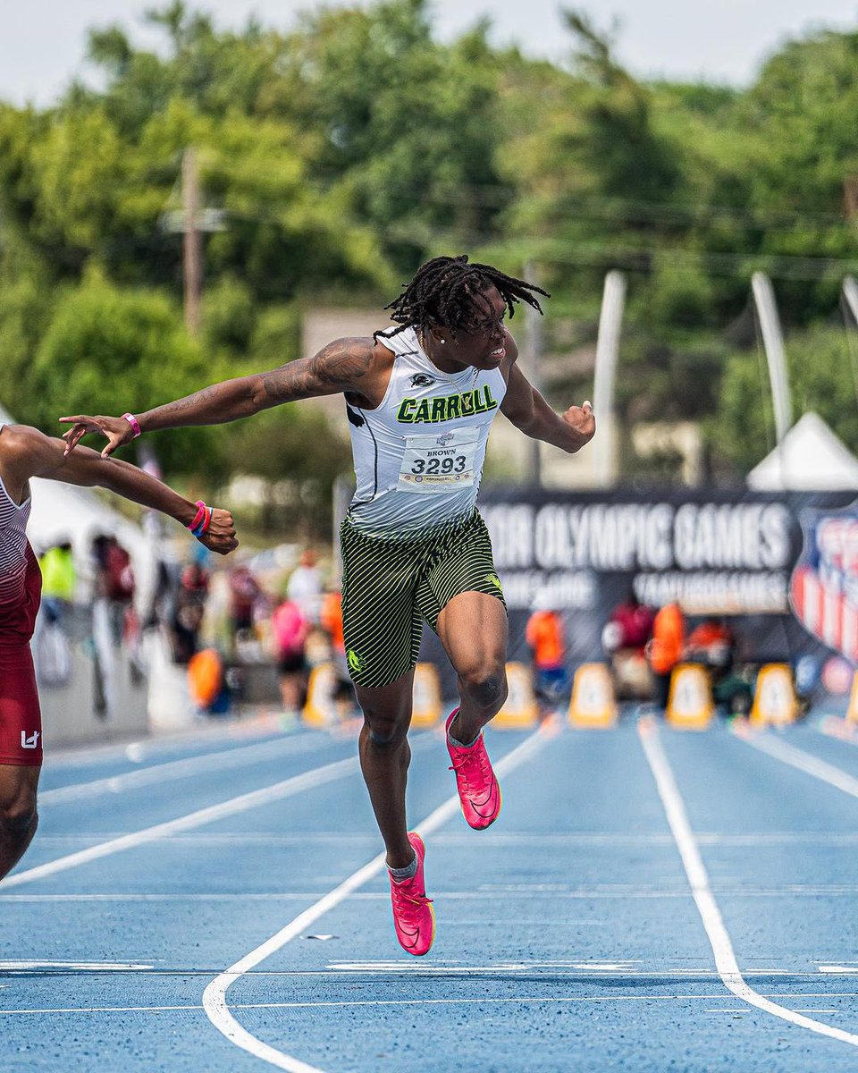 mxrcusx's tweet photo. Blessed to be AAU 100m CHAMP #AGTG 
Hs szn✅             🔜🌰🅾️ https://t.co/yNTwMFsOUO