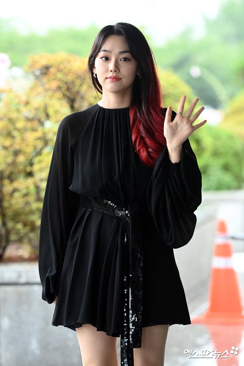 kang mina pics tweet media