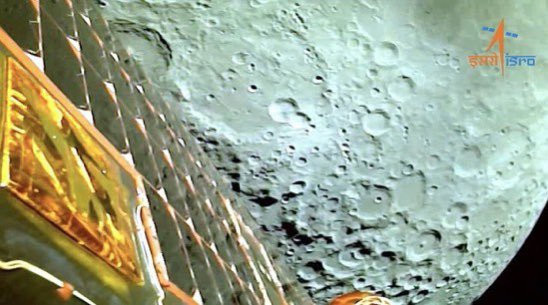 deviksinghrawat's tweet image. First image of moon  captured by chandrayaan-3 
#Chandrayaan3 enters the lunar orbit #Chandrayaan3Mission