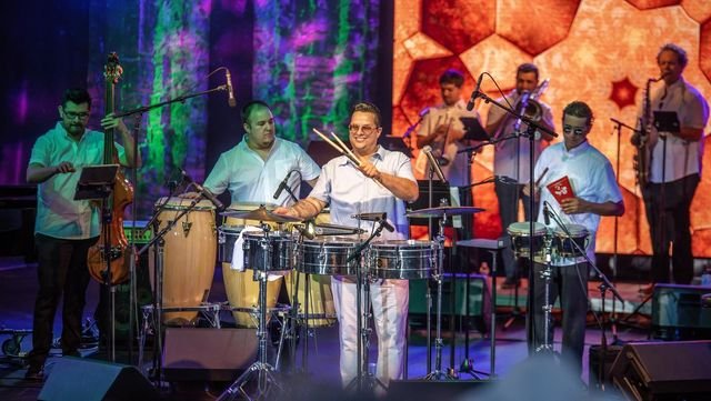 titopuentejr's tweet photo. It was an amazing and Mambo electric night in Layton Utah, filled with the spirit and music celebrating the centennial of my father Tito Puente! Gracias a todos! @rosalie_ls @cocogarciasalsa @fuziondotcom @davisartscouncil #utah #layton #laytonutah #titopuentejr #titopuente https://t.co/aMux8S8iOv