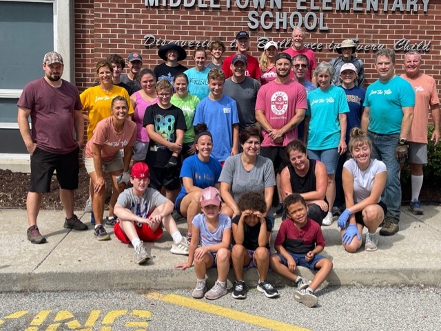 Middletown Elementary (@middletownes) on Twitter photo Thanks to our <a href="/LovetheVille/">tyler vest</a> group who came to spruce up our Middletown campus. They give service to our school each year and we are incredibly thankful. We are ready to welcome our students back! Thanks to our <a href="/LovetheVille/">tyler vest</a> group who came to spruce up our Middletown campus. They give service to our school each year and we are incredibly thankful. We are ready to welcome our students back!