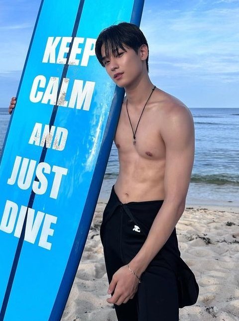 Need bottom yang mau di kokop memeknya abis itu dientot