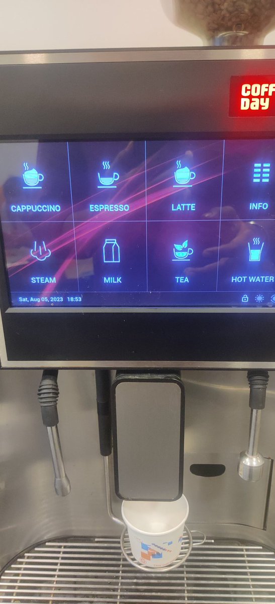 NanEPavi's tweet photo. 🚀 Exciting test launch of our iPad POS at @Web3Chennai meetup last Saturday, where the Web3 community showed keen interest in our product and tech. Did transaction using both @solanapay and also with the integrated @koshmoney API, Plus, they also got the on-chain Loyalty NFT too https://t.co/LHT269XuRn
