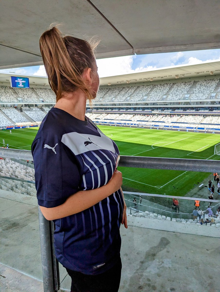 MathildeDince's tweet image. Nouvelle saison ce soir !!!! 💙🤍 
Ce sera sans nous, avec l'arrivée dans quelques jours de notre princesse 💕 

Bonne saison @girondins ! 💪 🔵⚪ 

@QLegardinier #Girondins