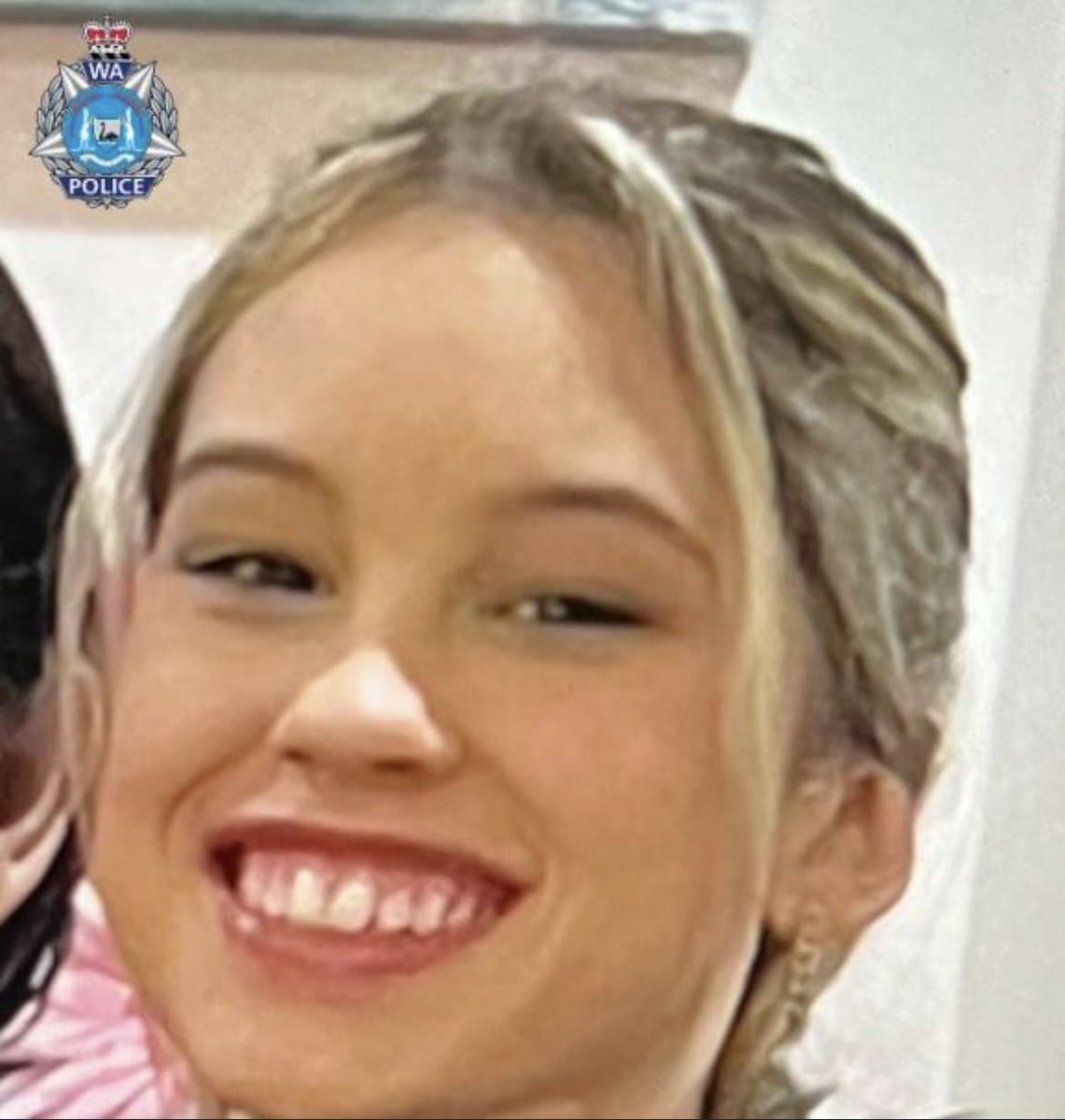 CockburnPol's tweet photo. Police are urgently seeking public assistance in locating 16-year-old Lexi PETERSON, who was last seen leaving her home in Banjup on the 4th of August.
Police urge anyone who sights Lexi, or who has information relating to her whereabouts, to contact police immediately on 131 444 https://t.co/3j9c3qYsbS