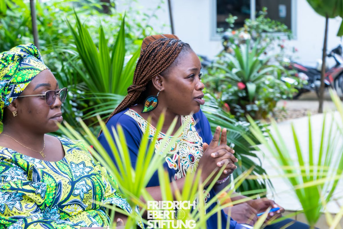 L'émotion est un facteur clé chez un  leader. Se laisser influencer pourrait avoir un impact significatif sur les pairs. Le dernier jr de la 3 session a été exceptionnel avec <a href="/ExpeditOlogou/">Expédit Ologou</a>. En plein air, les #JLB2023 ont échangé sur le leader et la gestion des émotions.
#wasexo