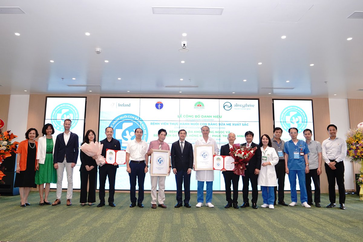 Today, we celebrate the first and second hospital in Hanoi receiving the Center of Excellence for Breastfeeding designations. Congratulations to Hong Ngoc General Hospital - Yen Ninh and Hong Ngoc Truong Minh Hospital. With the designation of these two private hospitals in