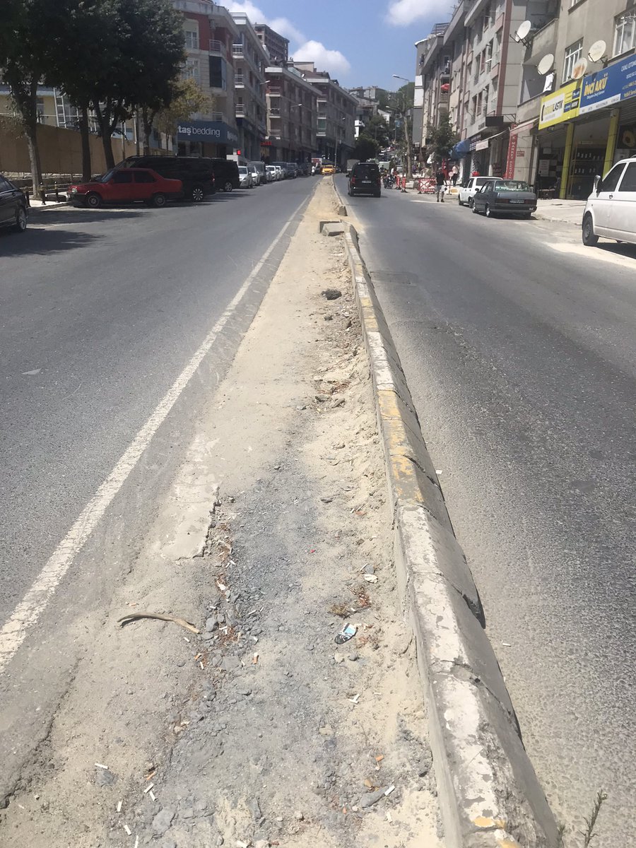 HANİ 16 MİLYON İÇİN ÇALIŞIYORDUN EKREM BAŞKAN BU ESNAFLAR 2 AYDIR İŞ YAPAMIYOR <a href="/ekrem_imamoglu/">Ekrem İmamoğlu</a> <a href="/ibbhabercomtr/">İBB Haber</a> <a href="/cnnturk/">CNN TÜRK</a> <a href="/zafersahin06/">Zafer Şahin</a> <a href="/kilicdarogluk/">Kemal Kılıçdaroğlu</a> <a href="/M_Sarigul/">Mustafa Sarıgül</a> <a href="/fatihportakal/">fatih portakal</a> <a href="/atvcomtr/">atv</a> <a href="/RTErdogan/">Recep Tayyip Erdoğan</a>