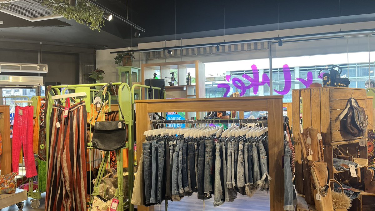 Amanda Holmes 💙 tweet media