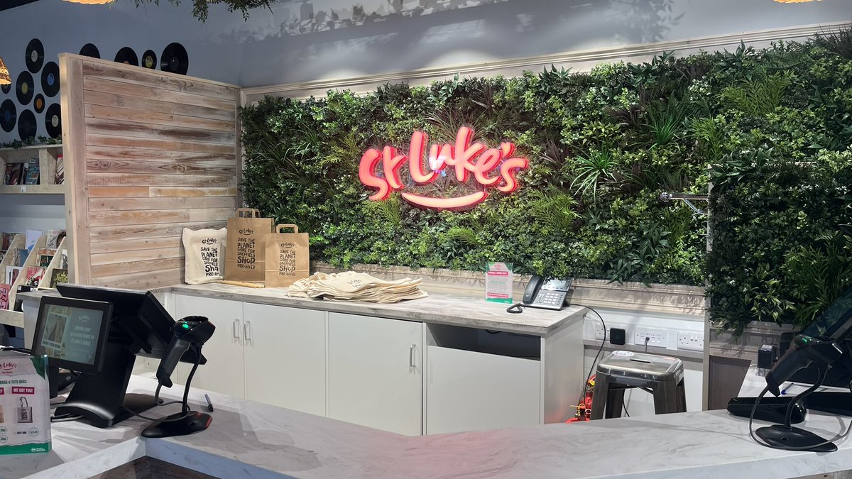 Amanda Holmes 💙 tweet media