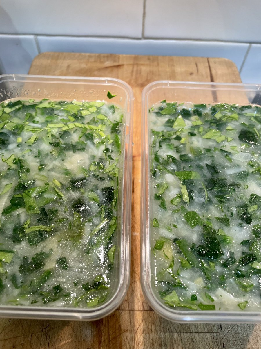 NatalieMoran20's tweet photo. It’s been a huge day in the kitchen! Another batch of Hindi Kebab, Mexican Chicken & Chorizo and the favourite Spinach Soup because no one goes hungry on my watch, not even the sibling of the infuriating texts fame #kitchentherapy #buildalongertable https://t.co/01TjUHcnZ0