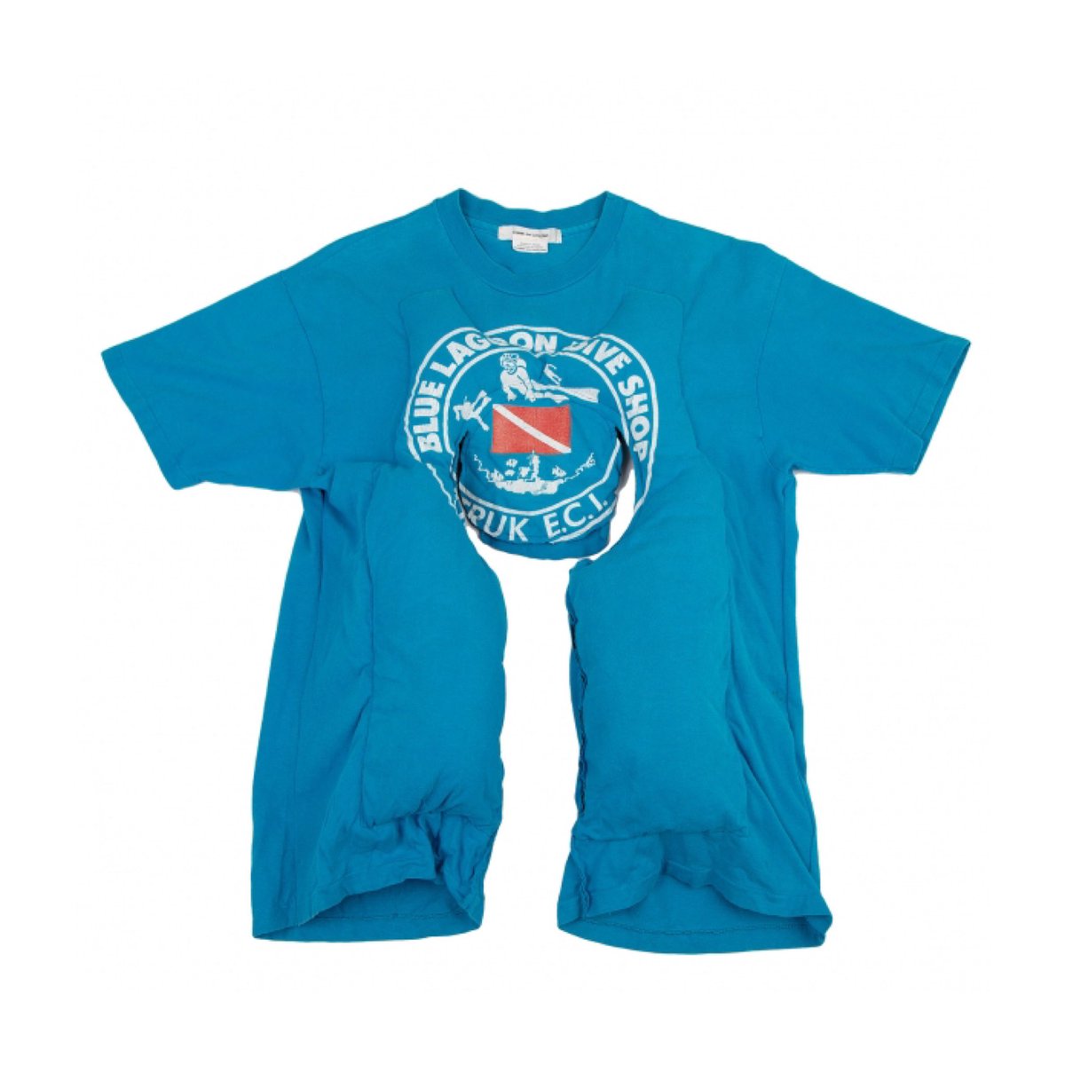 playful_dc's tweet photo. COMME des GARCONS カッティング中綿リメイクTシャツ
¥32,780
(k-121238)
https://t.co/8G1jGIG5Yc

#プレイフル　#playful #古着 #コムデギャルソン #トリココムデギャルソン  #コムコム #川久保玲 
#commedesgarcons #cdg
#commedesgarçons 
#commedesgarconssecond
#tricotcommedesgarcons https://t.co/NZUfukngeb