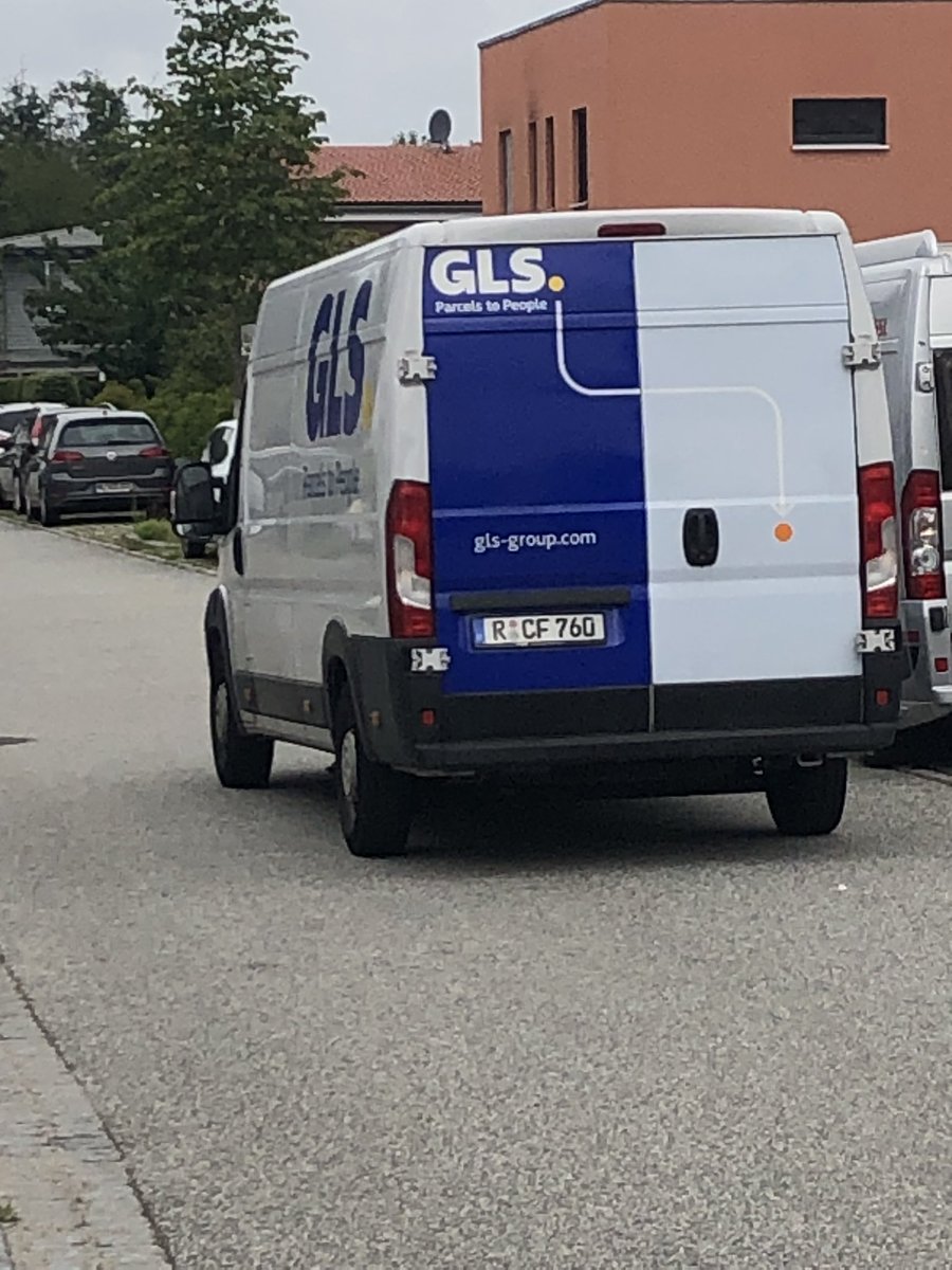 Niemeyt's tweet photo. @GLS_Germany Hallo Simone. Wie bereits geschrieben - heute am 7.8. gegen 10h im Sternenring, 23562 Lübeck. Eine DM Adresse. Habe von GLS nicht. https://t.co/WvUEOeXXVn