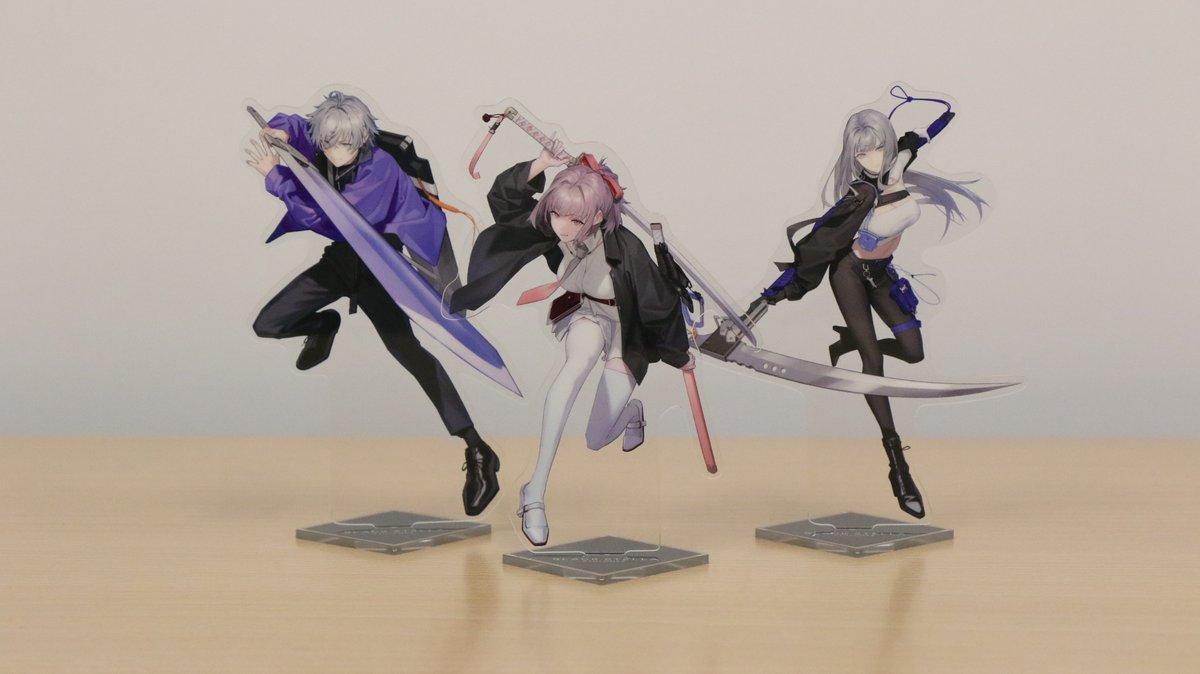 ＼ #コミケ102 グッズ紹介③ ／
『BLACK STELLA PTOLOMEA　
　アクリルフィギュア』

『彩瀬魅彩』『神蔵そよぎ』『赤阪湊人』の
アクリルフィギュアが登場！

「おぐち( <a href="/OGch/">おぐち</a> )」さんの描く、
仄かなダークさを持つイラストとマッチするよう、
台座は黒色となっております。

#ブラックステラ