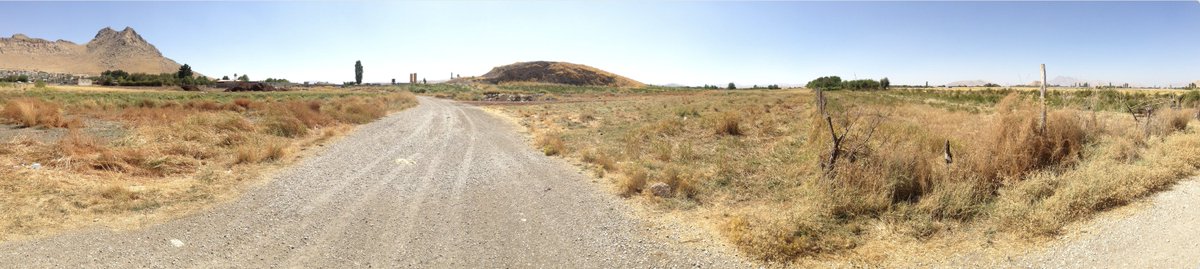 ArchZooBota's tweet photo. [#paper] Marjan Mashkour and Hossein Davoudi just published the results from their first campaign conducts in Tappeh Qazanchi, a new Pre-Pottery Neolithic site excavated in the Zagros. Have a look ! https://t.co/UZ69anmRmx