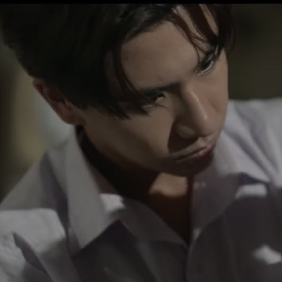 mainlyperth's tweet photo. he's such an expert with facial expressions, it's crazy

#DangerousRomance
#KDPPE #PerthTanapon https://t.co/AFhfb1XpKU