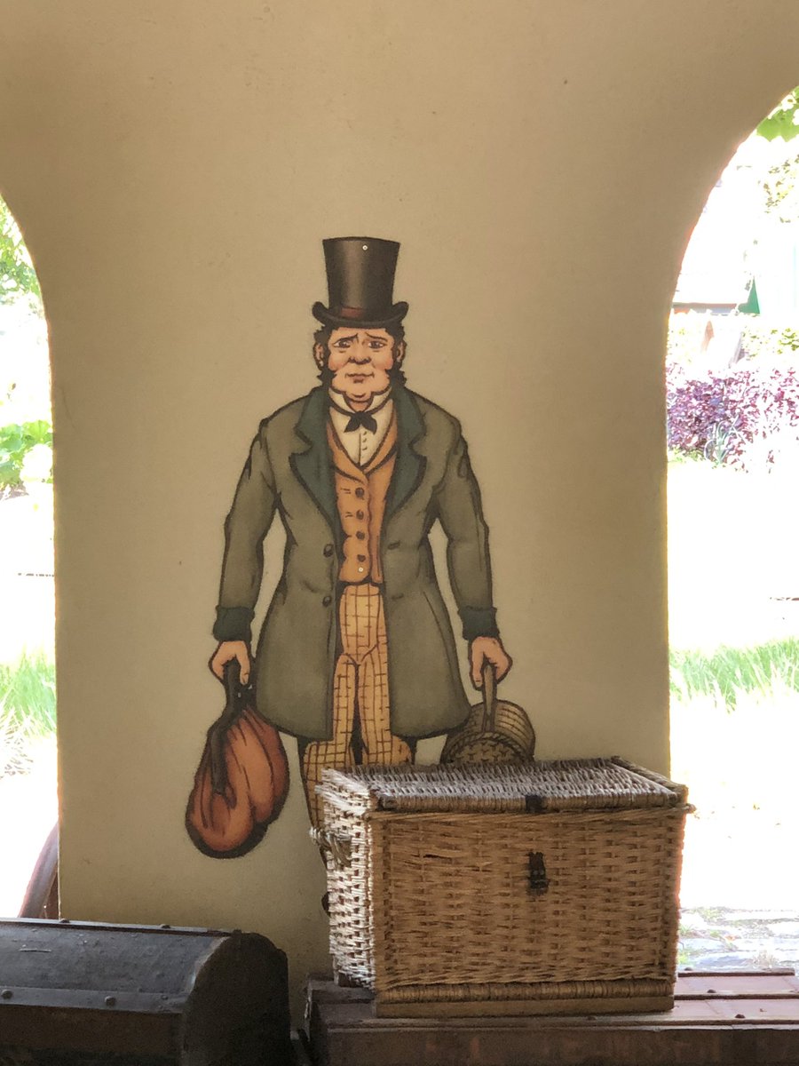SimoneBrussel's tweet photo. @vanranstmarc Je begint zelfs een beetje op een karakter te lijken @vanranstmarc #efteling #mooistepark https://t.co/d2hpsCFEtE