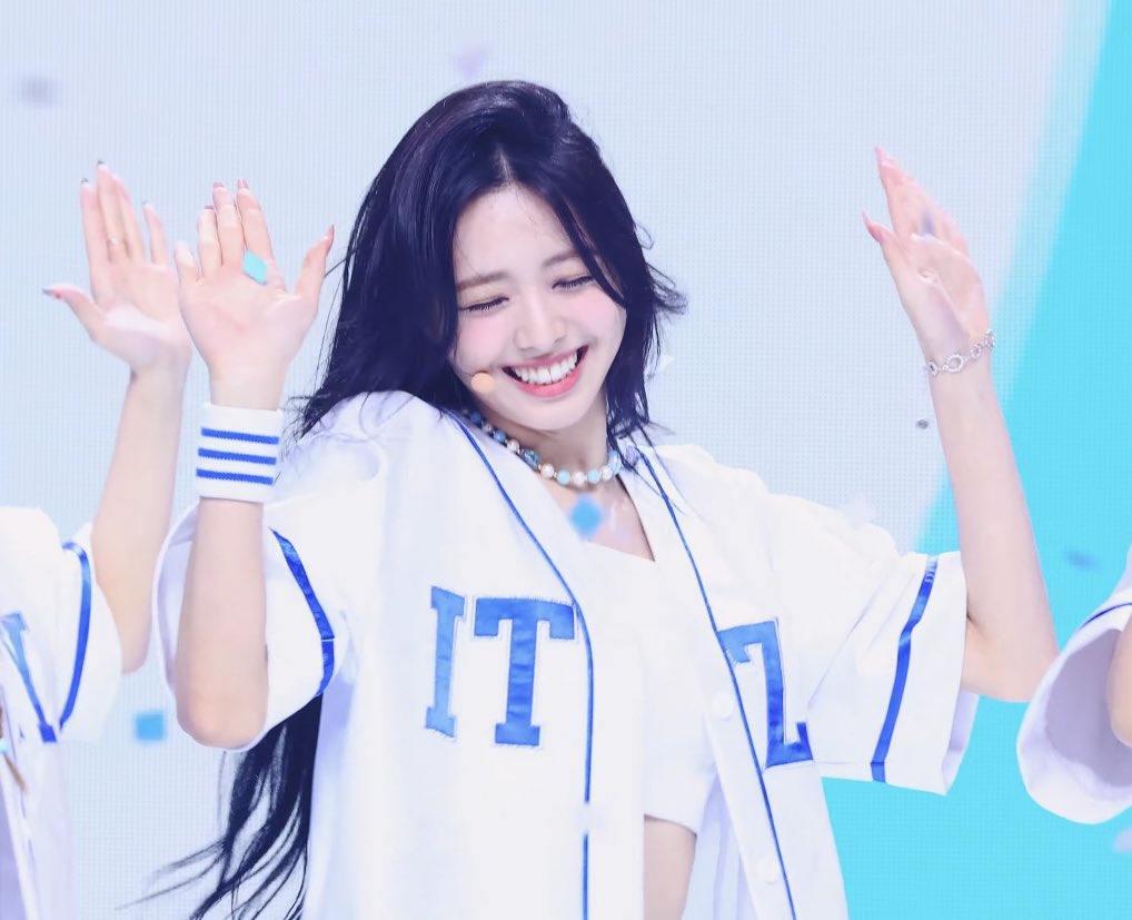 블링🍦 tweet media