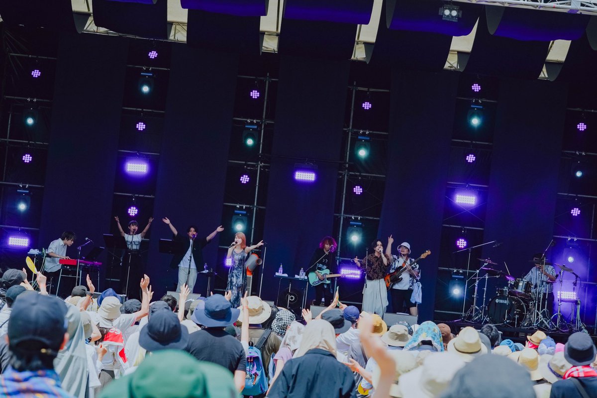 Penthouse_band's tweet photo. ライブ写真到着！
昨日出演を果たした
福井・ONE PARK FESTIVAL 2023
フレッシュな写真をどうぞ！

photo by キョートタナカ(@KYOTO_TANAKA02 )

#Penthouse
#夏に願いを を聴きながらご覧ください。
👉 https://t.co/1rtmuw8B4j https://t.co/RkWlOJbNjD