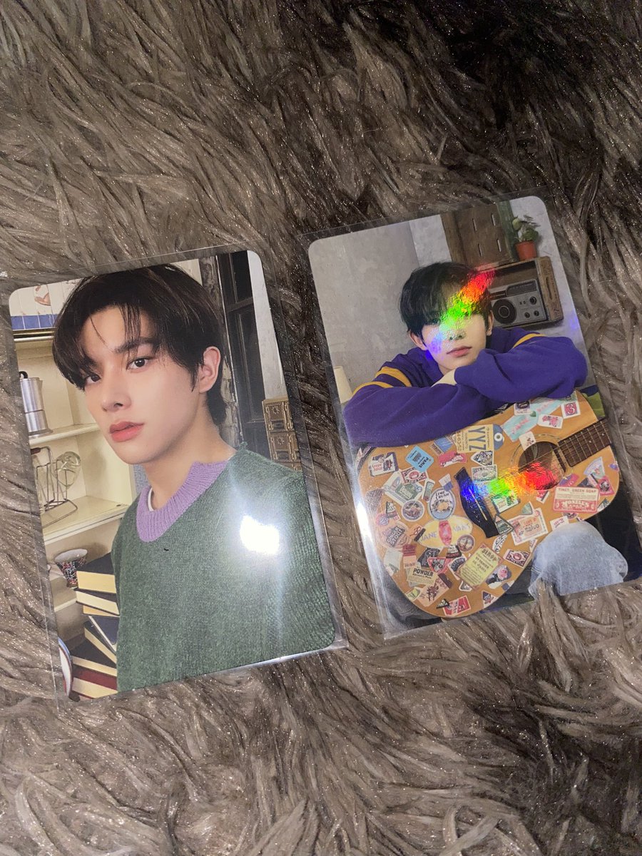 ksunooshii's tweet photo. ✦ . . wts | lfb | ph

 ⌗ selling hee guitar set pc// dimension dilemma charybdis
     ╰ ₱450

✴︎ onhand &amp; mint condi 
rfs: need funds 

𓂋  reply/dm if inch! ♡

🏷️: qs bns jungwon heeseung jay jake sunoo ni-ki sunghoon hee guitar jake selca
#ddeonutsells
@hoeforrubyjen https://t.co/v7I6lZqTEv