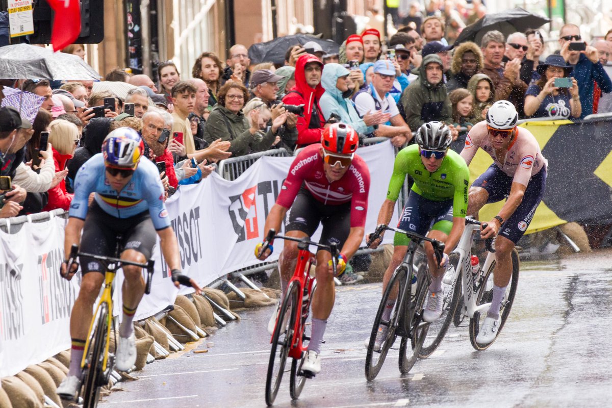 IanASargent's tweet photo. Great day in Glasgow yesterday for a cycling fan. https://t.co/LjZsh0OctS
