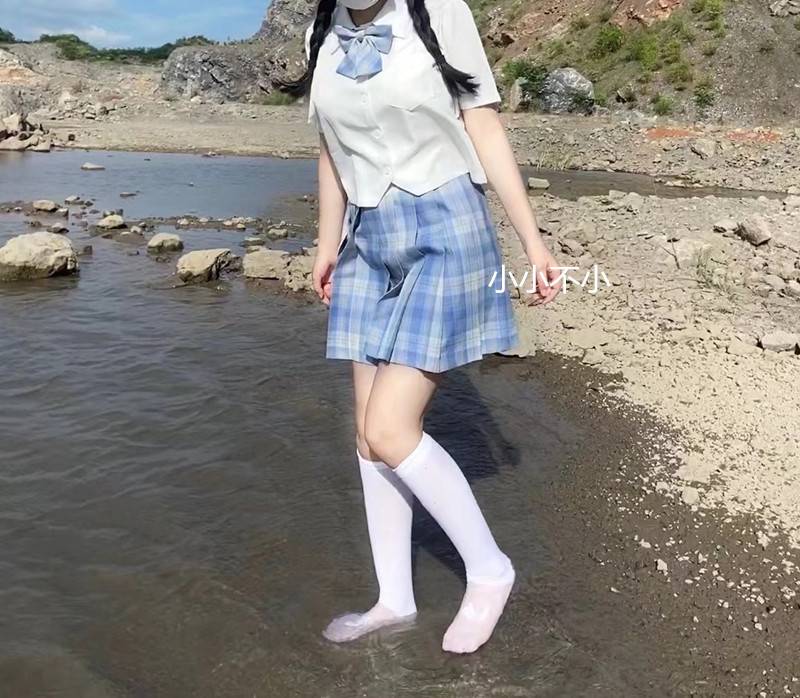 放暑假這麽久了  今天還是第一天出門 去海邊玩 XD
#你喜歡在海邊玩水嗎 https://t.co/XG6qPEzgbq