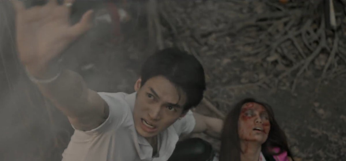 ENIGMA layak jadi salah satu series terbaik Thailand sejauh ini. 4 episode penuh misteri dlm storytelling yg padat, elemen horor kuat, juga teknis produksi yg memikat.

Seram, sadis, tapi masih terasa punya hati.

Siapa yg gak sabar pengen cepet-cepet season 2 karna ada "itu"?🖐️