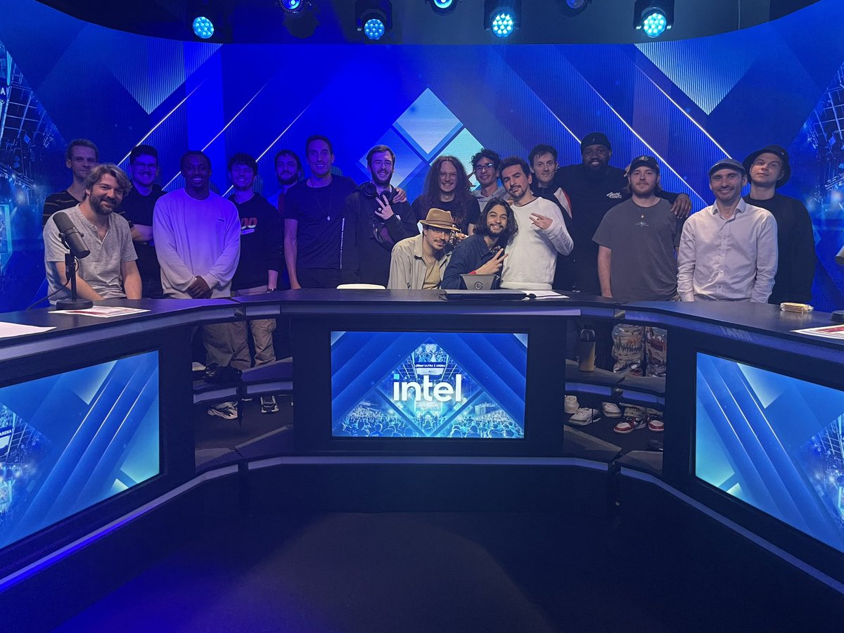 🎬 Clap de fin ! 

L'#Evo2023 est officiellement terminé… 🥺

Merci à tous pour ces 3 jours de folie, on aura vécu quelque chose d'exceptionnel ! 🫶