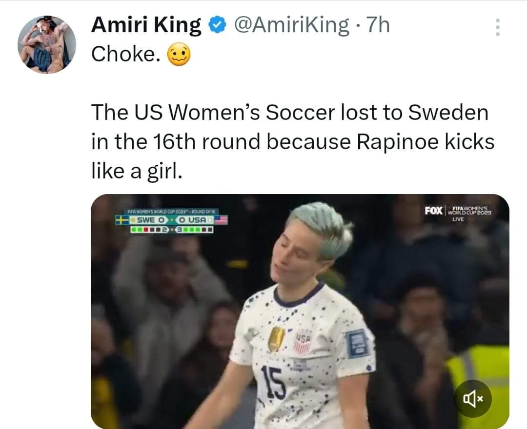 YensSolo's tweet photo. #NiceKick
#equalpay
#womenssoccer
#kickslikeagirl
#MeganRapinoe
#MAGA
#ThatsWhyISayHeyManNiceShot https://t.co/HdDTBS8m36