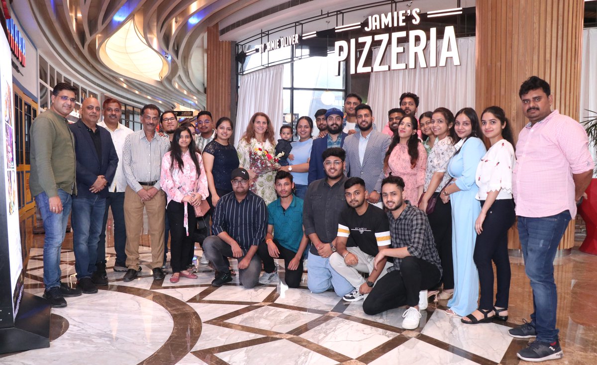 Symbioticco's tweet photo. Team event at Vegas Mall in Dwarka, New Delhi.  Hope everyone enjoyed the event and had great fun. Let's continue with our "Work Hard and Play Hard" motto to do further great things for our clients :-)

https://t.co/YxwJM3unsC

Rosy Kaur
VP Social Media and Marketing https://t.co/qOWRzYKCxx