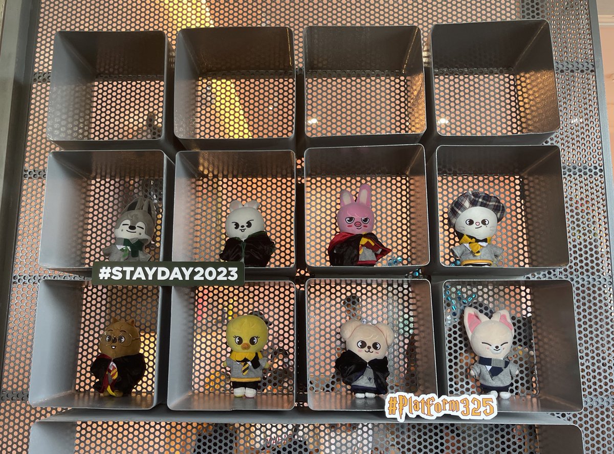 lxikincart's tweet photo. Wingardium Leviosa
#Platform325 #StayDay2023 https://t.co/zdg023laIM