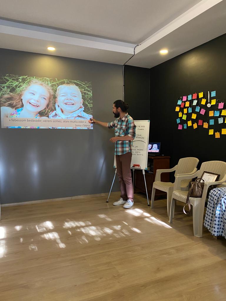 ugurbocekleri's tweet image. Ankara Bölge Liderimiz Batuhan Kürkçü&apos;nün daveti ile Uğur Böceklerimizle bir araya gelerek toplantı gerçekleştirdik. Keyifli ve verimli geçen toplantımızda misafirperverliği için Batuhan Kürkçü&apos;ye çok teşekkür ediyoruz. 💯👏🐞
@batuhan.kurkcu
#uğurböcekleriderneği #ankarabölge